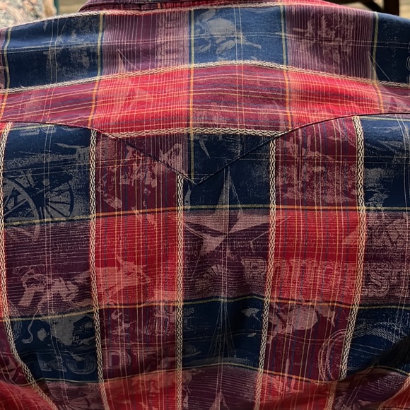 Rough Stock Panhandleslim plaid size L has square white and sliver snaps - Picture 8 of 8